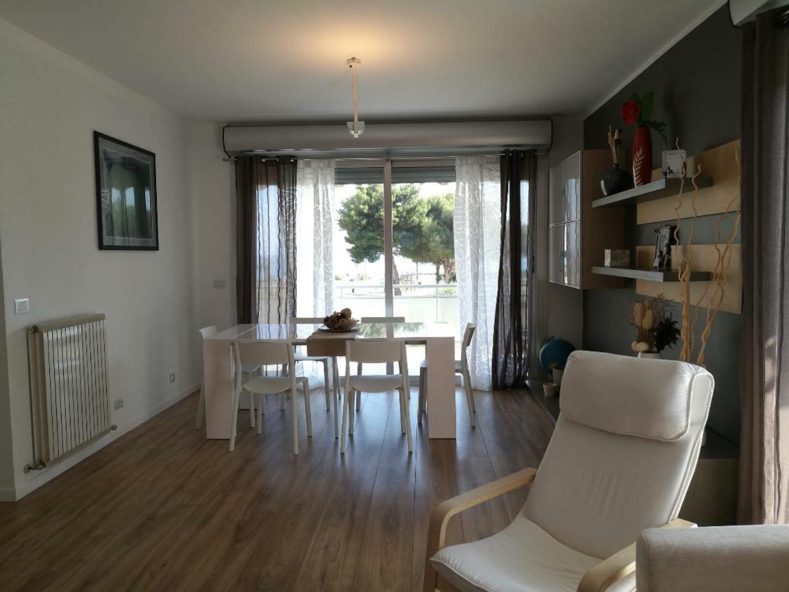 Mare 3 Apartment Ventimiglia Bagian luar foto