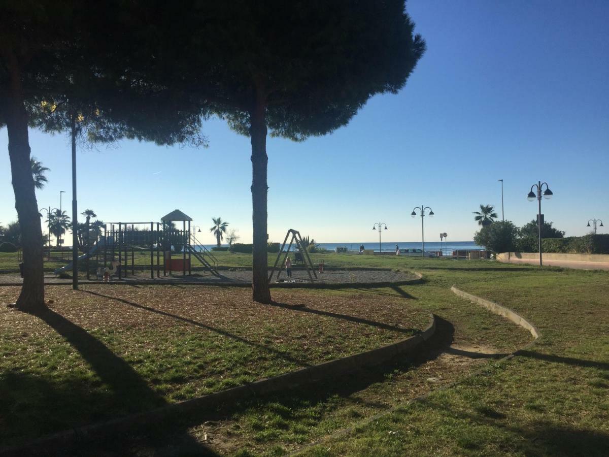 Mare 3 Apartment Ventimiglia Bagian luar foto